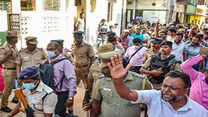 పది రాష్ట్రాల్లో ఎన్ఐఏ సోదాలు : ఏపీ, తెలంగాణ రాష్ట్రాల్లోనూ..