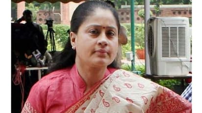 ఏనాడూ పదవి కోరుకోలేదు.. నా పోరాటం బీఆర్ఎస్ కార్యకర్తలపై కాదు..: విజయశాంతి ఆసక్తికర ట్వీట్