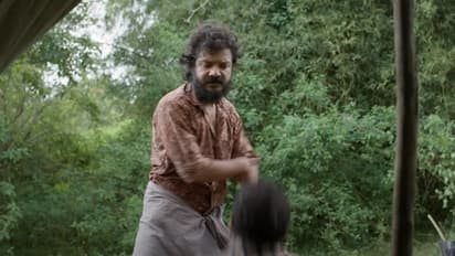 ശ്രീനാഥ് ഭാസിയുടെ 'ചട്ടമ്പി' നാളെത്തന്നെ; ആദ്യ ഷോ വൈകിട്ട് 6ന് ശേഷം