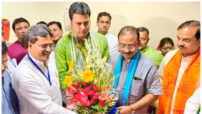  ഓർമ്മയില്ലേ ബിപ്ലവ് കുമാർ ദേബിനെ? ത്രിപുരയുടെ പഴയ മുഖ്യമന്ത്രിക്ക് ഇനി പുതി‌യ ദൗത്യം