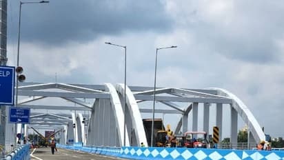 আড়াই বছর পর স্বস্তি উত্তর কলকাতার শহরতলির, মমতা বন্দ্যোপাধ্য়ায়ের হাতে উদ্বোধন টালা ব্রিজের