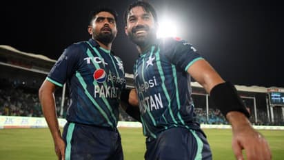 എന്നാലും ഇങ്ങനെയുണ്ടോ ഒരു കൂട്ടുകെട്ട്! ബാബര്‍- റിസ്‌വാന്‍ തകര്‍ത്തത് സ്വന്തം റെക്കോര്‍ഡ്