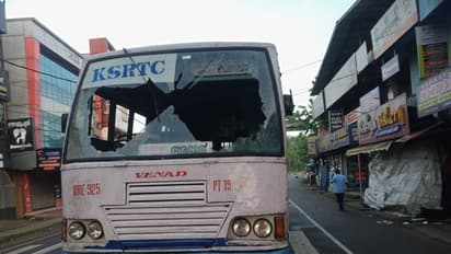 ഹര്‍ത്താല്‍; സംസ്ഥാന വ്യാപകമായി അക്രമം, നിരവധി കെഎസ്ആര്‍ടിസി ബസ്സുകള്‍ തകര്‍ത്തു 