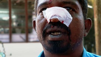 harthal in kerala:கேரள-வில் பிஎப்ஐ நடத்தும் ஹர்தாலில் பயங்கர வன்முறை: பலர் காயம்: பேருந்து மீது கல்வீச்சு