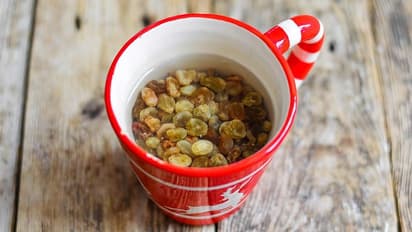 ഉണക്കമുന്തിരി വെള്ളം ശീലമാക്കൂ, ഗുണങ്ങൾ പലതാണ്