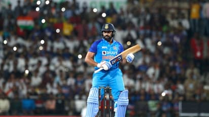 പട നയിച്ച് രോഹിത്, ഫിനിഷ് ചെയ്ത് കാര്ത്തിക്; ജീവന്മരണപ്പോരില് ഓസീസിനെ വീഴ്ത്തി ഇന്ത്യ പരമ്പരയില് ഒപ്പം