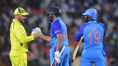 टी20 विश्वकप में रनों की बारिश करने वाले 7 बल्लेबाजों से मिलें, टीम इंडिया के 2 बल्लेबाज बनाएंगे नया रिकॉर्ड