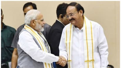 എതിരാളികളാണ് പക്ഷേ ശത്രുക്കളല്ല; രാഷ്ട്രീയപാർട്ടികൾ ശൈലി മാറ്റണമെന്ന് വെങ്കയ്യ നായിഡു, മോദിക്ക് പ്രശംസ