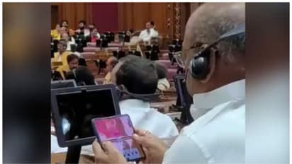 യുപി നിയമസഭയിൽ ചീട്ടുകളിച്ചും ലഹരി ഉപയോഗിച്ചും ബിജെപി എംഎൽഎമാർ? ആരോപണം, വീഡിയോ പുറത്തുവിട്ട് പ്രതിപക്ഷം