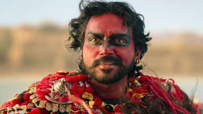 'பொன்னியின் செல்வன்' படத்தில் மொத்த ரசிகர்கள் மனதையும் கொள்ளையடித்து மாஸ் காட்டிய வந்திய தேவன் கார்த்தி..!