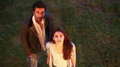 പ്രേക്ഷകര്ക്ക് നവരാത്രി ഓഫറുമായി 'ബ്രഹ്മാസ്ത്ര' നിര്മ്മാതാക്കള്; നാല് ദിവസം ടിക്കറ്റിന് കുറഞ്ഞ നിരക്ക്