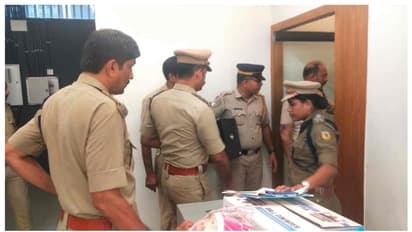 തീവ്രവാദ കേസിൽ ഒളിവിൽ കഴിയുന്ന പോപ്പുലർഫ്രണ്ട് നേതാക്കൾക്കായി ലുക്ക്ഔട്ട് നോട്ടീസ്,റെയ്ഡ് തുടരാൻ എൻഐഎ