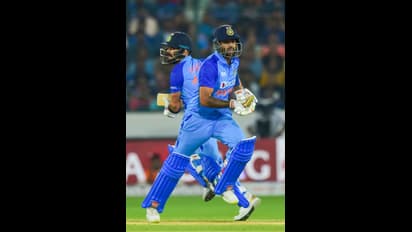 IND vs AUS 2022-23, Hyderabad T20I: Kohli-Yadav exhibition hands India series win; netizens triumphant