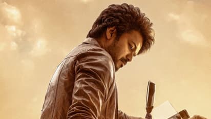 Varisu Movie: தீபாவளிக்கு விஜய் ரசிகர்களுக்கு காத்திருக்கும் விருந்து..! கசிந்தது ஸ்வீட் தகவல்..!