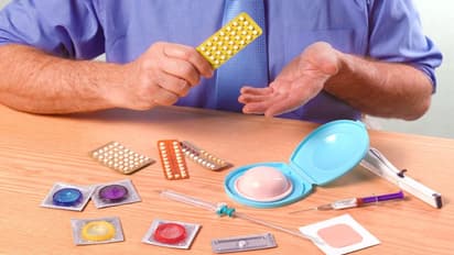 World Contraception Day: गर्भनिरोधक के प्रकार और कैसे करता है ये काम, यहां जानें सबकुछ