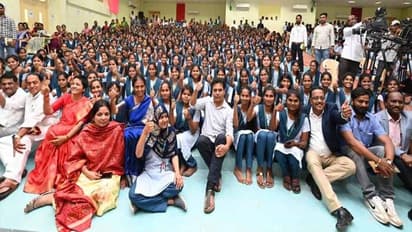 బాసర ట్రిపుల్ ఐటీకి మంత్రులు.. ఆ విషయంలో అధికారుల సమాధానంపై కేటీఆర్ అసహనం..