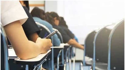 ഹയർസെക്കണ്ടറി വിദ്യാർത്ഥികളുടെ പാഠപുസ്തകത്തിൽ ഇനി റോഡ് നിയമങ്ങളും