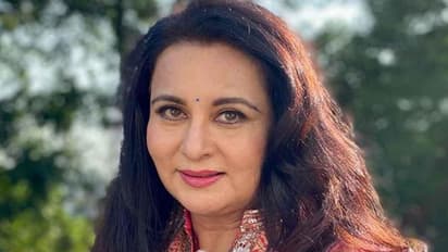 బాలీవుడ్ నటి ఇంట్లో దొంగతనం, చేసింది ఎవరో కాదు