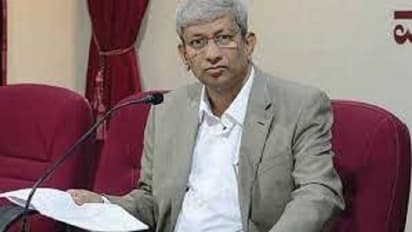 KSOU ಕುಲಪತಿ ವಿರುದ್ಧ ಲೈಂಗಿಕ ಕಿರುಕುಳ ಆರೋಪ; ಆಡಿಯೋ ಬಿಡುಗಡೆ ಮಾಡಿದ ನಿವೃತ್ತ ಪ್ರಾಧ್ಯಾಪರ ಮೇಲೆ ಹಲ್ಲೆಗೆ ಯತ್ನ 