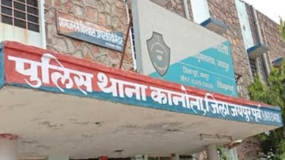 जन्मदिन की पार्टी में अचानक रिवाल्वर लहराते आए लड़के, फिर केक काटने के दौरान कर दी ये वारदात