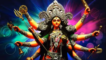 Navratri 2022 :  നവരാത്രി ഉത്സവത്തിൽ ആരാധിക്കുന്നത് ആദിശക്തിയുടെ ഒൻപത് രൂപങ്ങളെ...