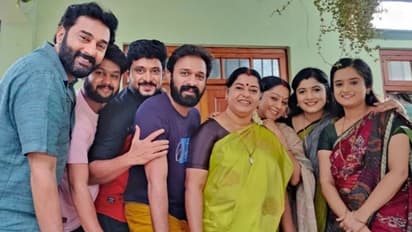 അമ്മയെ സുന്ദരിയാക്കി സാന്ത്വനം കുടുംബം; വീഡിയോ പങ്കുവച്ച് അച്ചു സുഗന്ധ്