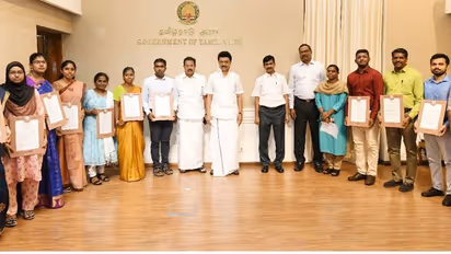 புதிதாக 1024 விரிவுரையாளர்களுக்கு பணி நியமன ஆணை வழங்கிய முதல்வர்