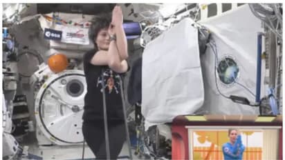  ബഹിരാകാശത്ത് യോ​ഗ ചെയ്ത് യുവതി; സത്യമാണ്, വീഡിയോ കാണാം