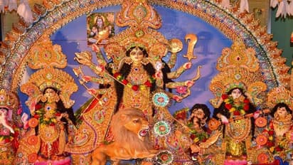 দক্ষিণ সুইডেনের হেলসিংবর্গের কনকনে ঠাণ্ডায় এই প্রথমবার তিথি মেনে দুর্গাপুজো, দুই বাংলার সমন্বয়ে নারীশক্তি