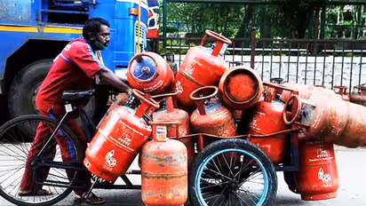 LPG Cylinder ವರ್ಷಕ್ಕೆ 15 ಸಿಲಿಂಡರ್ ಮಾತ್ರ, ಸಬ್ಸಿಡಿ ಸಂಖ್ಯೆ ಏರಿಕೆ, ಹೊಸ ನಿಯಮ ಜಾರಿ!