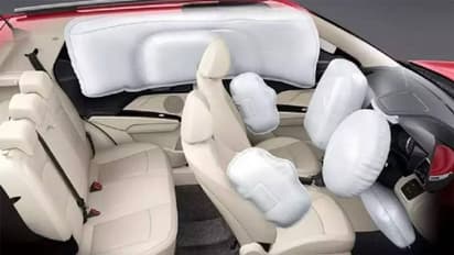 कार में 6 एयरबैग जरूरी करने का फैसला फिलहाल टला, जानें अब कब से लागू होगा ये नियम