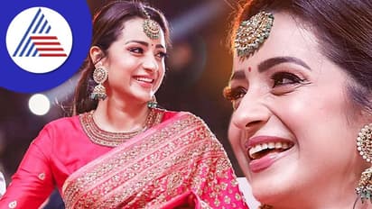 Ponniyin Selvan: ಸಾರಿಯಲ್ಲಿ ಸಖತ್ತಾಗಿ ಮಿಂಚಿದ ಸೌತ್ ಬೆಡಗಿ ತ್ರಿಶಾ ಕೃಷ್ಣನ್‌