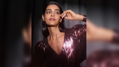 होटल में कमरा लिया और कुछ घंटे बाद वहीं कर ली ख़ुदकुशी, सुसाइड नोट में माफ़ी मांगते हुए लिखी यह बात