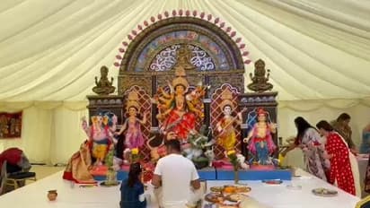 ইউরোপের 'আড্ডা'-য় দুর্গাপুজোর আজ ষষ্ঠী, দেখে নিন প্রবাসের মাটিতে খাদ্যরসিক বাঙালিদের পেটপুজোর কিছু ছবি
