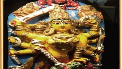 মুসলমান জেলের বাড়ির মাটির নিচে পাল রাজাদের আমলের কষ্টিপাথরের দুর্গামূর্তি, হালদার বাড়ির পুজোর সেই অমলিন ইতিহাস