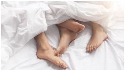 Painful Intercourse : സെക്സിലേർപ്പെടുമ്പോഴുള്ള വേദന ; അറിഞ്ഞിരിക്കാം ഇക്കാര്യങ്ങൾ