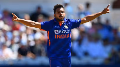 ലോകത്തിലെ ഏറ്റവും മികച്ച കാര്‍ ഉണ്ടായിട്ടും ഇന്ത്യ അത് ഗ്യാരേജിലിട്ടിരിക്കുന്നു; ഉമ്രാനെക്കുറിച്ച് ബ്രെറ്റ് ലീ