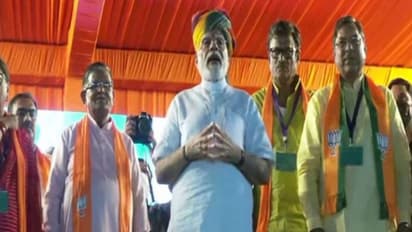 क्यों मोदी ने बिना माइक और लाउडस्पीकर के लोगों को किया संबोधित, जीत लिया दिल