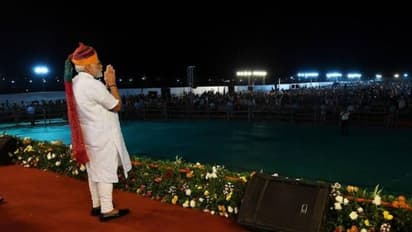 രാത്രി 10 മണിക്ക് ശേഷം റാലിയിൽ മൈക്ക്  ഉപേക്ഷിച്ച് പ്രധാനമന്ത്രി,  രാജസ്ഥാനിലെ ജനങ്ങളോട് മാപ്പ് ചോദിച്ചു