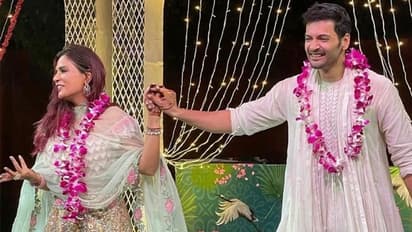 यहां देखें ऋचा और अली की शादी की अनदेखी तस्वीरें, 'अम्बरसरिया' गाने पर डांस करता नजर आया कपल