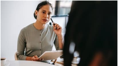 എംഎസ്ഡബ്ലിയു യോഗ്യത ഉണ്ടോ? സാമൂഹ്യനീതി വകുപ്പില് പ്രൊബേഷന് അസിസ്റ്റന്റ് ഒഴിവ്; ഓണറേറിയം29535 രൂപ