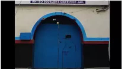 'ജയിലിലെ മതസൗഹാർദം ജനങ്ങള്‍ കാണണം'; ഹിന്ദു സഹോദരങ്ങള്‍ക്കൊപ്പം നവരാത്രി വ്രതമെടുത്ത് മുസ്ലീം തടവുകാര്‍