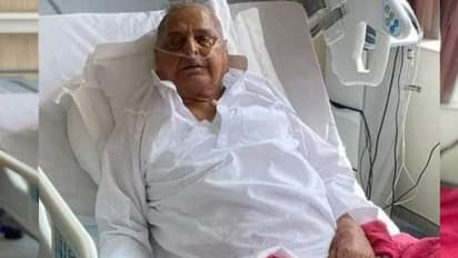 Mulayam Singh Yadav health updates: Veteran SP leader shifted to critical care unit