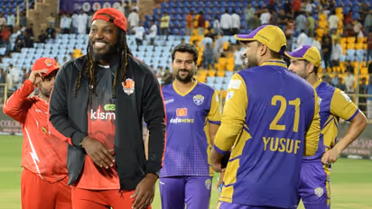 ഫിഫ ലോകകപ്പോടെ ഒന്നും അവസാനിക്കുന്നില്ല; ക്രിക്കറ്റ് മാമങ്കവും ഖത്തറിലേക്ക്