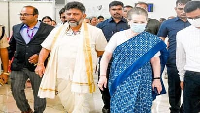 ராகுலின் பாதயாத்திரையில் பங்கேற்க மைசூர் வந்தார் சோனியா காந்தி... கர்நாடக காங். தலைவர் வரவேற்பு!!