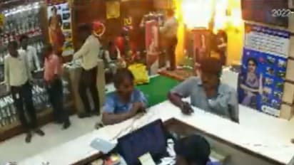 ബലൂൺ വാങ്ങുന്നതിനിടെ ഹീലിയം ടാങ്ക് പൊട്ടിത്തെറിച്ചു, ട്രിച്ചിയിൽ യുവാവിന് ദാരുണാന്ത്യം