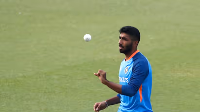 ആരാവും ലോകകപ്പ് ടീമില്‍ ബുമ്രയുടെ പകരക്കാരന്‍; ശ്രദ്ധേയ മറുപടിയുമായി ഡെയ്ല്‍ സ്റ്റെയ്ന്‍