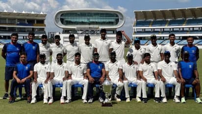 കുല്‍ദീപ് സെന്നിന് അഞ്ച് വിക്കറ്റ് വീഴ്ത്തി; സൗരാഷ്ട്രയെ വീഴ്ത്തി, ഇറാനി ട്രോഫി റെസ്റ്റ് ഓഫ് ഇന്ത്യക്ക്