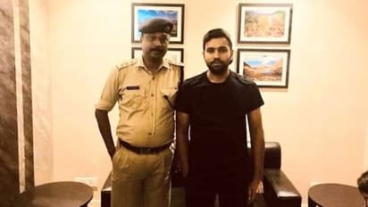 ಪಂದ್ಯಕ್ಕೂ ಮುನ್ನ ಅರೆಸ್ಟ್? ರೋಹಿತ್ ಫೋಟೋ ಹಂಚಿದ ಪೊಲೀಸ್ ಕಮಿಷನರ್ಗೆ ಫ್ಯಾನ್ಸ್ ಪ್ರಶ್ನೆ!