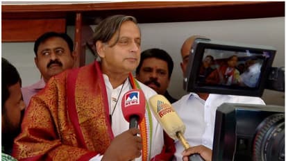 വിദ്യാസമ്പന്നനും ലോക പരിചയമുള്ളയാളും; ശശി തരൂരിന് പരസ്യപിന്തുണ പ്രഖ്യാപിച്ച് മുൻ കേന്ദ്രമന്ത്രി